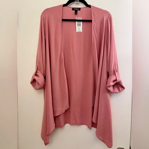 Torrid Pink Drape Kimono with Asymmetrical Hem - Picture 5 of 6